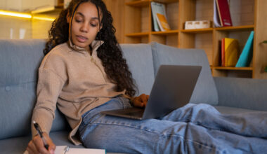 Online work from home for students in Canada