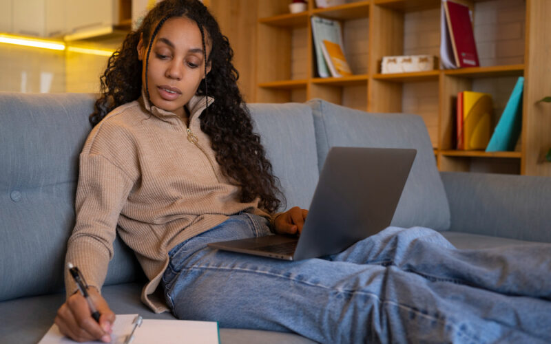 Online work from home for students in Canada