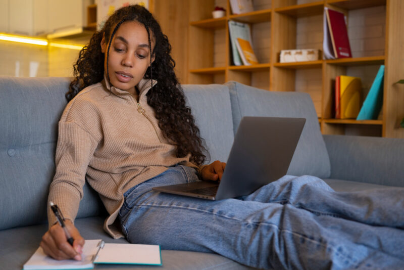 Online work from home for students in Canada